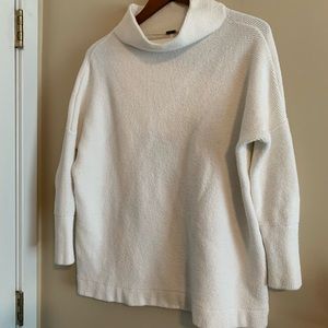 Free People white sweater.